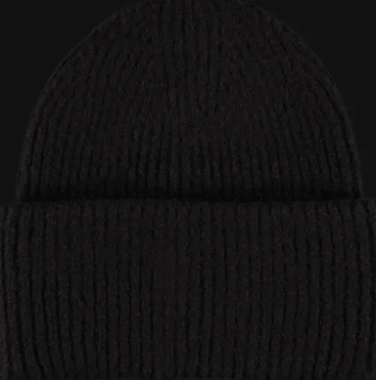 J Heavy Knit Beanie