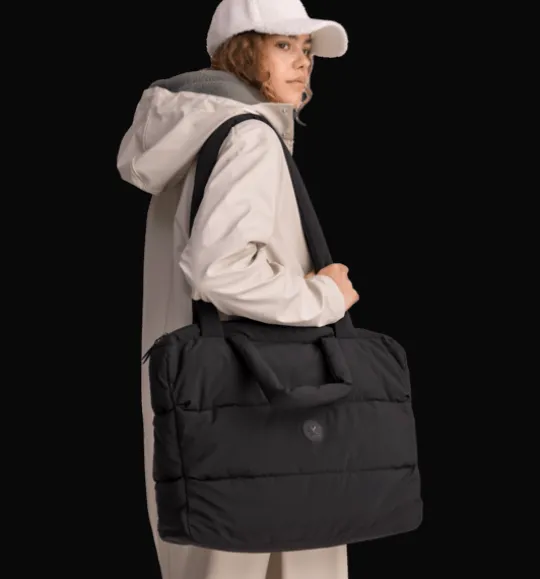 W Juneau Tote Bag