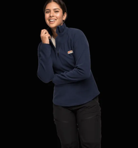 W Quarter Zip